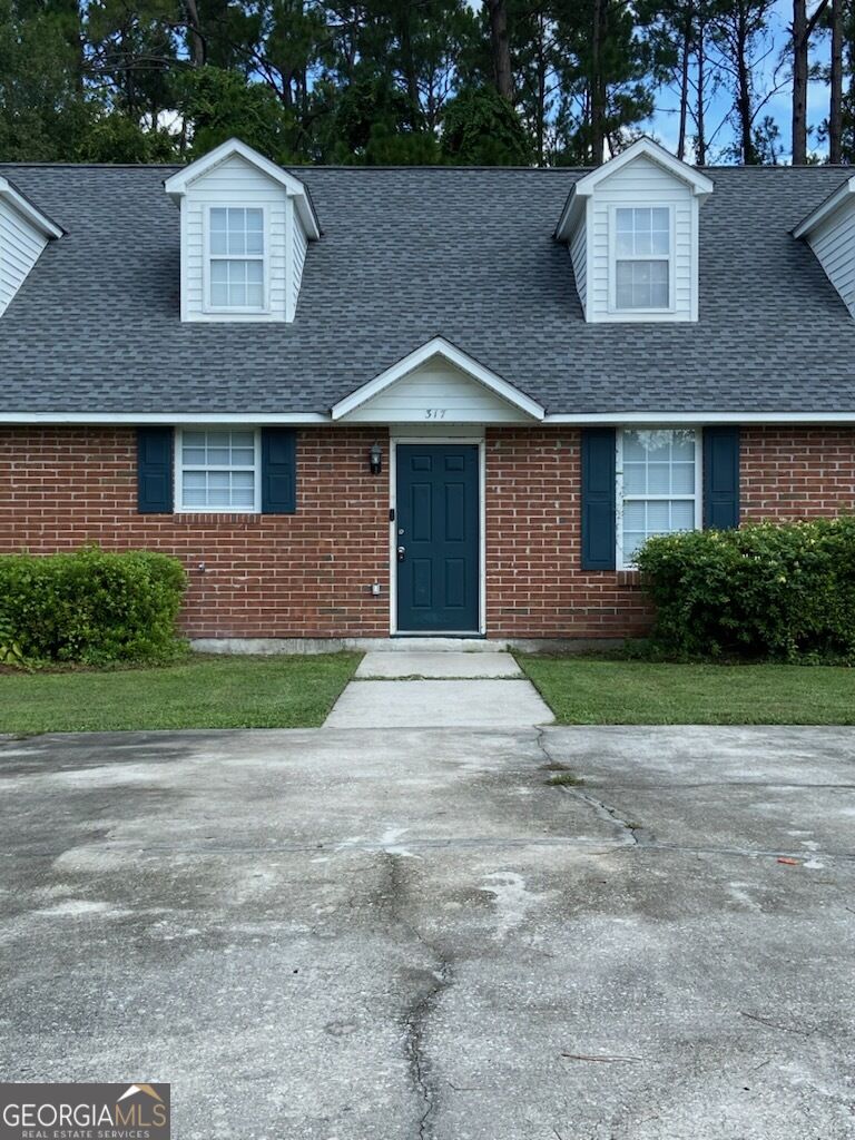 317 Madison Avenue Property Photo 1