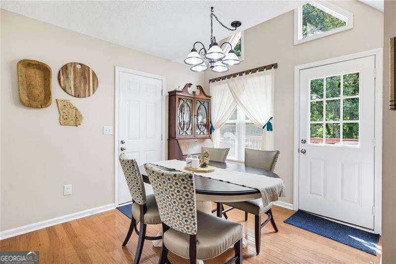 41 Camden Woods Drive Nw Property Photo 12