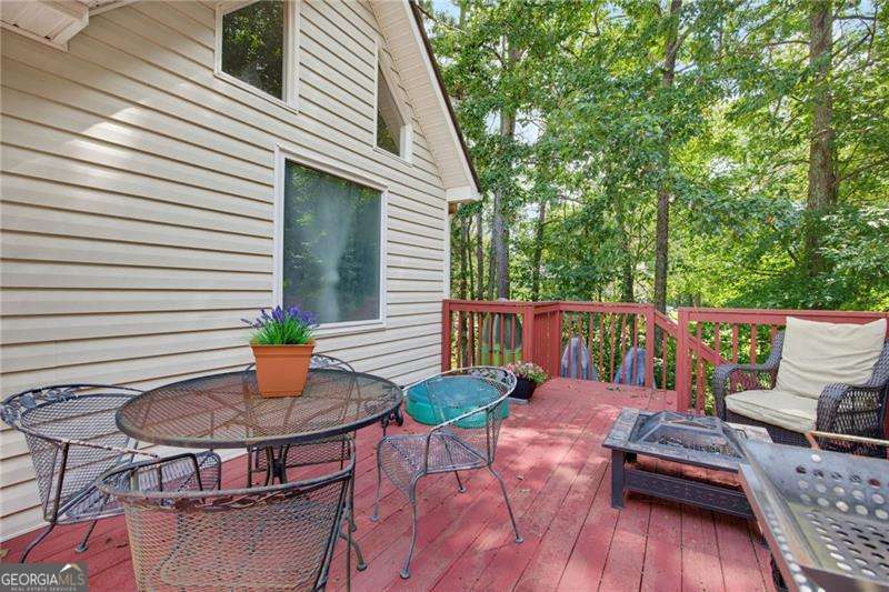 41 Camden Woods Drive Nw Property Photo 25