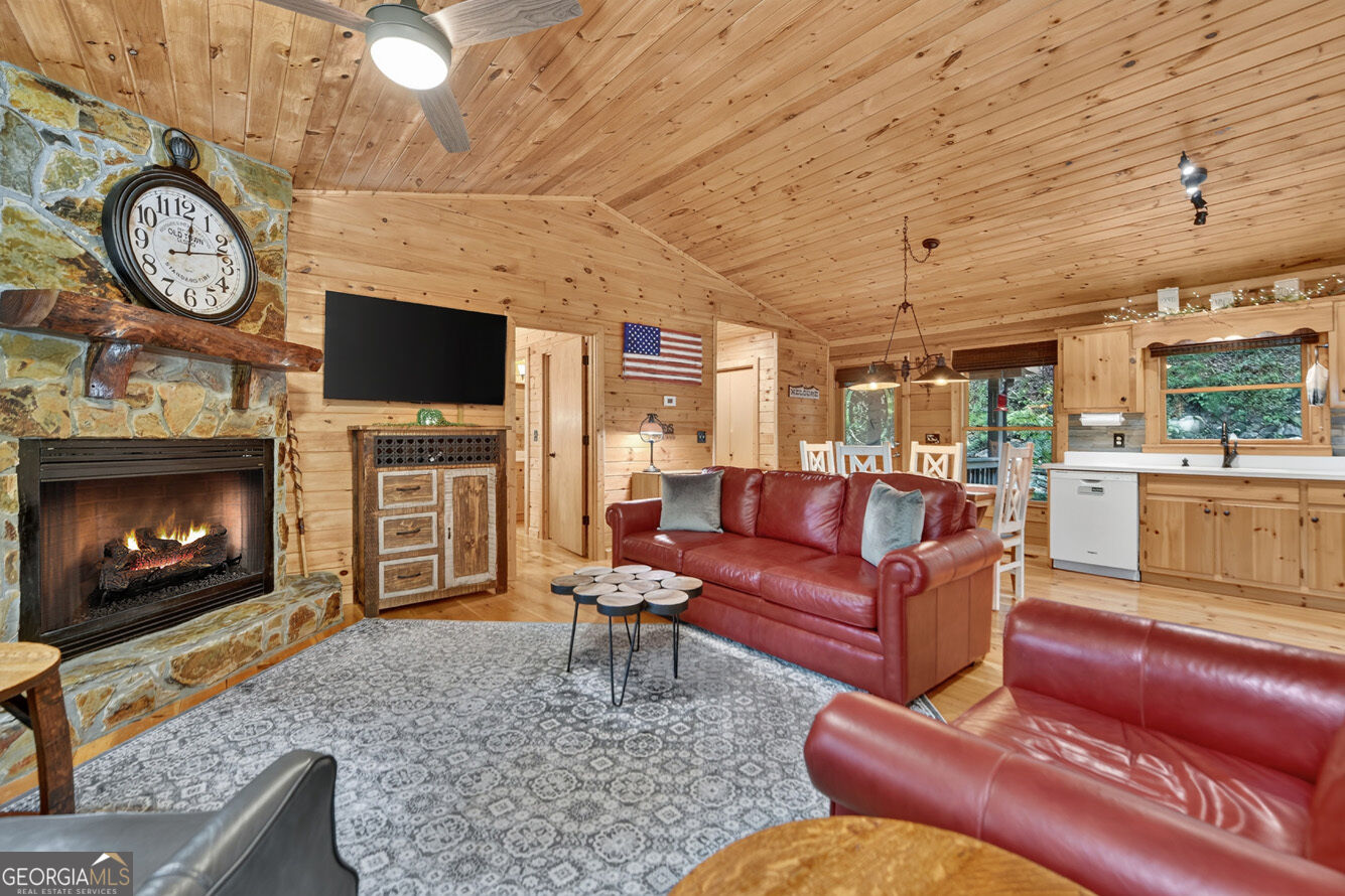 234 Holly Hollow Road Property Photo 12