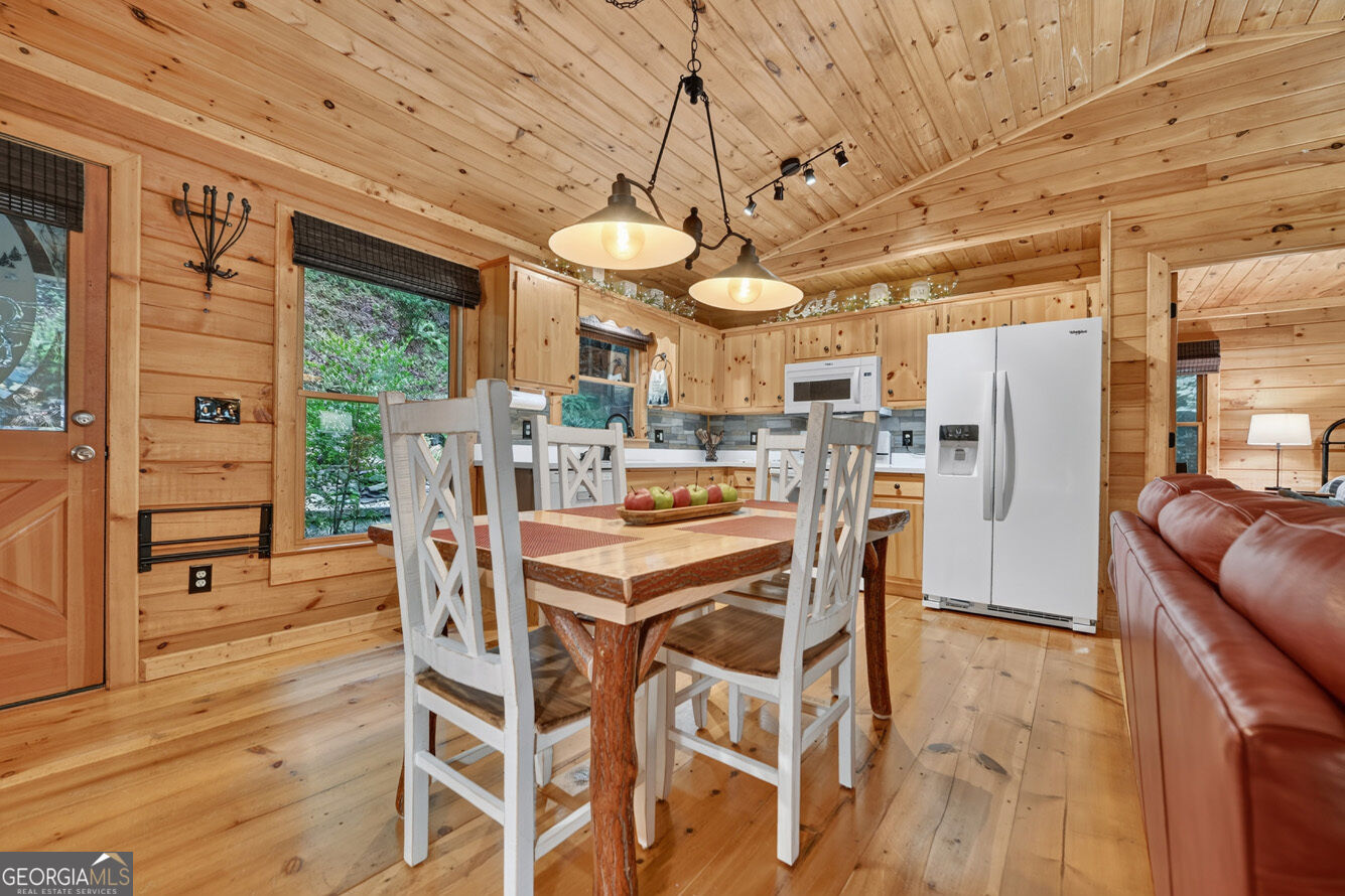 234 Holly Hollow Road Property Photo 13