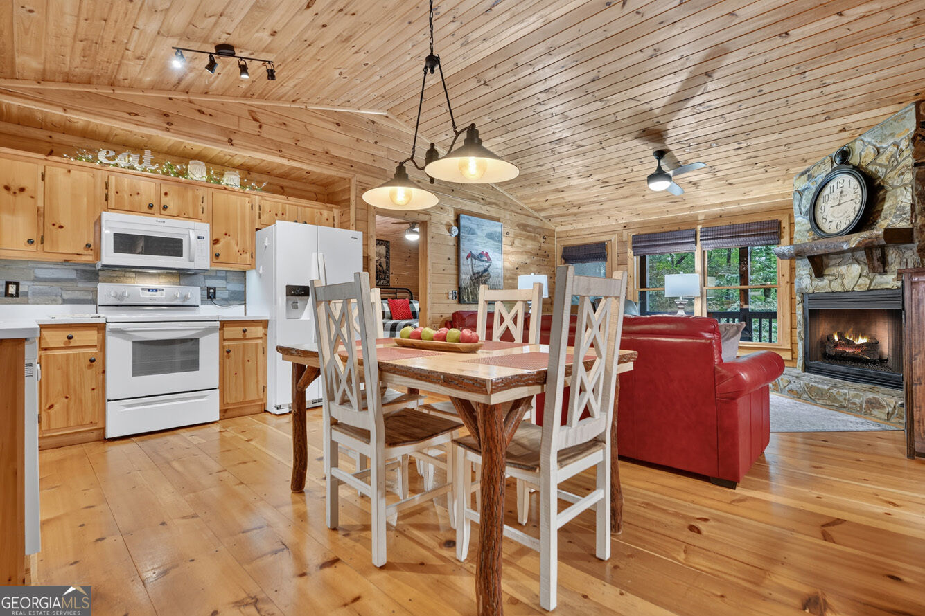 234 Holly Hollow Road Property Photo 14
