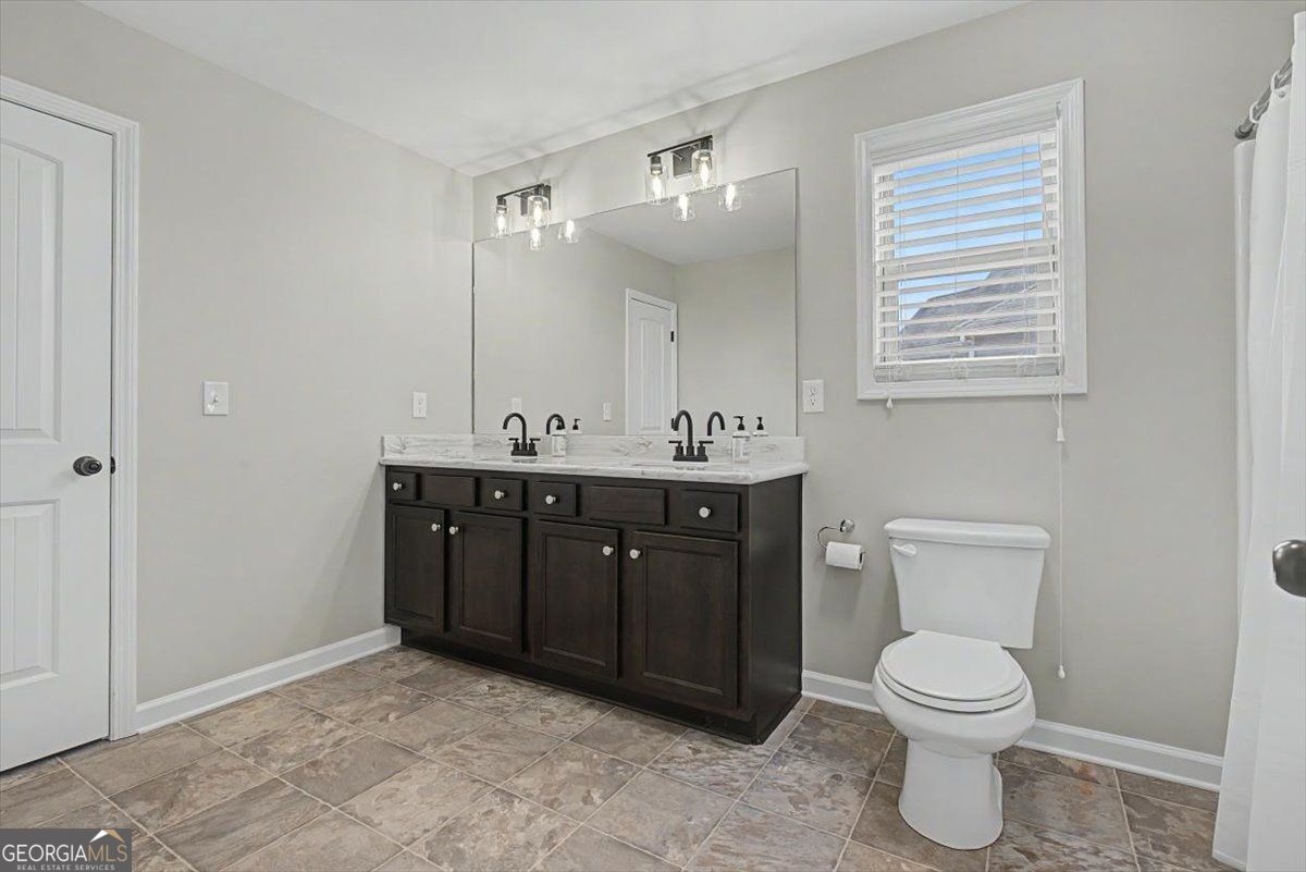 120 Cobblestone Trail Property Photo 41