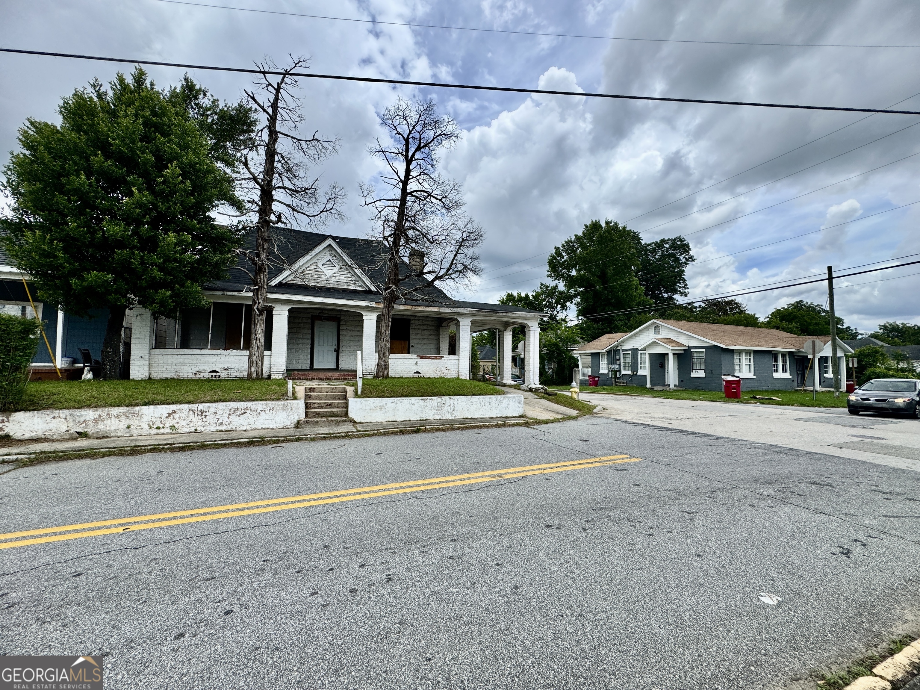 1905 3rd Avenue Property Photo 1