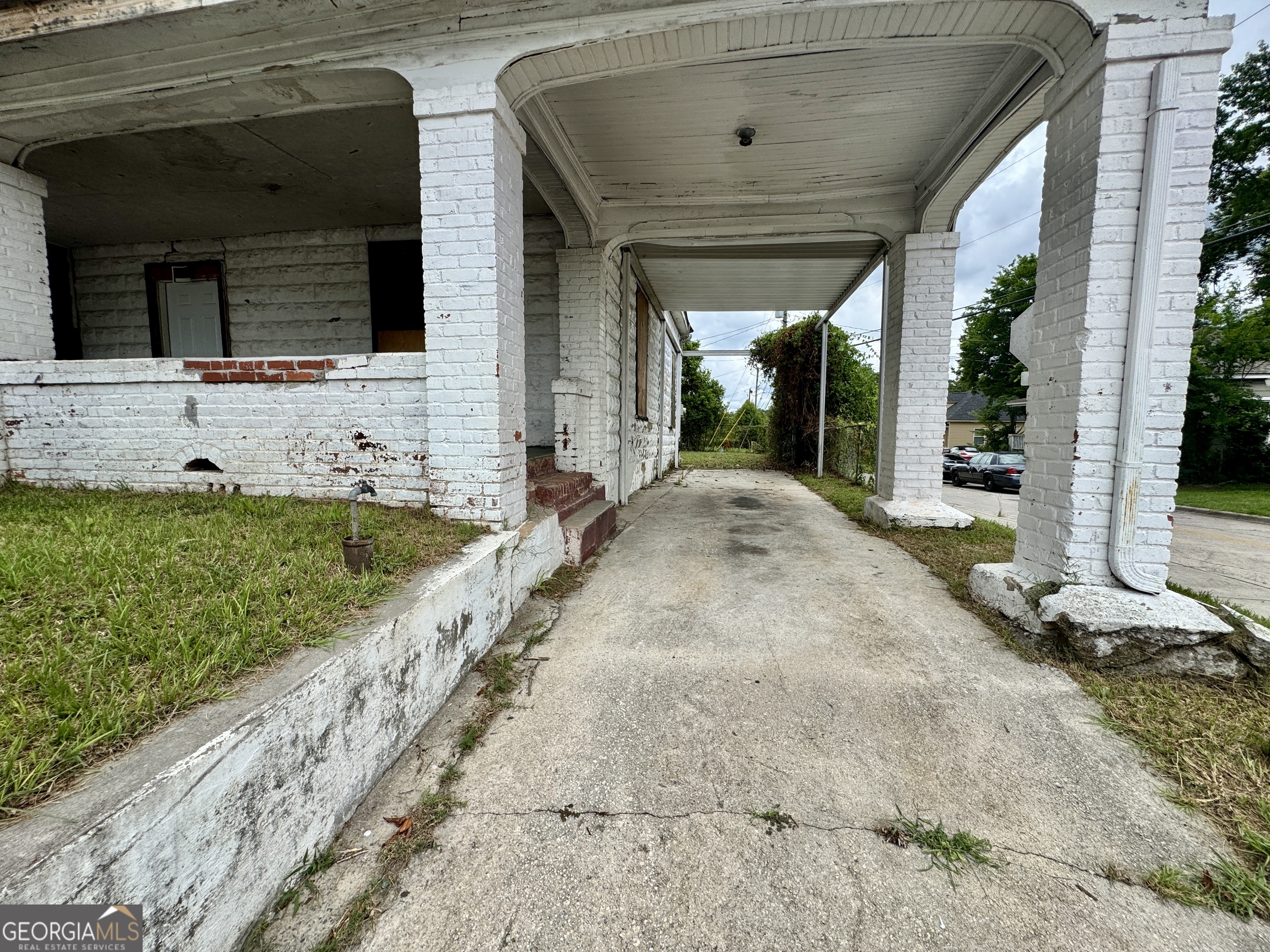 1905 3rd Avenue Property Photo 15