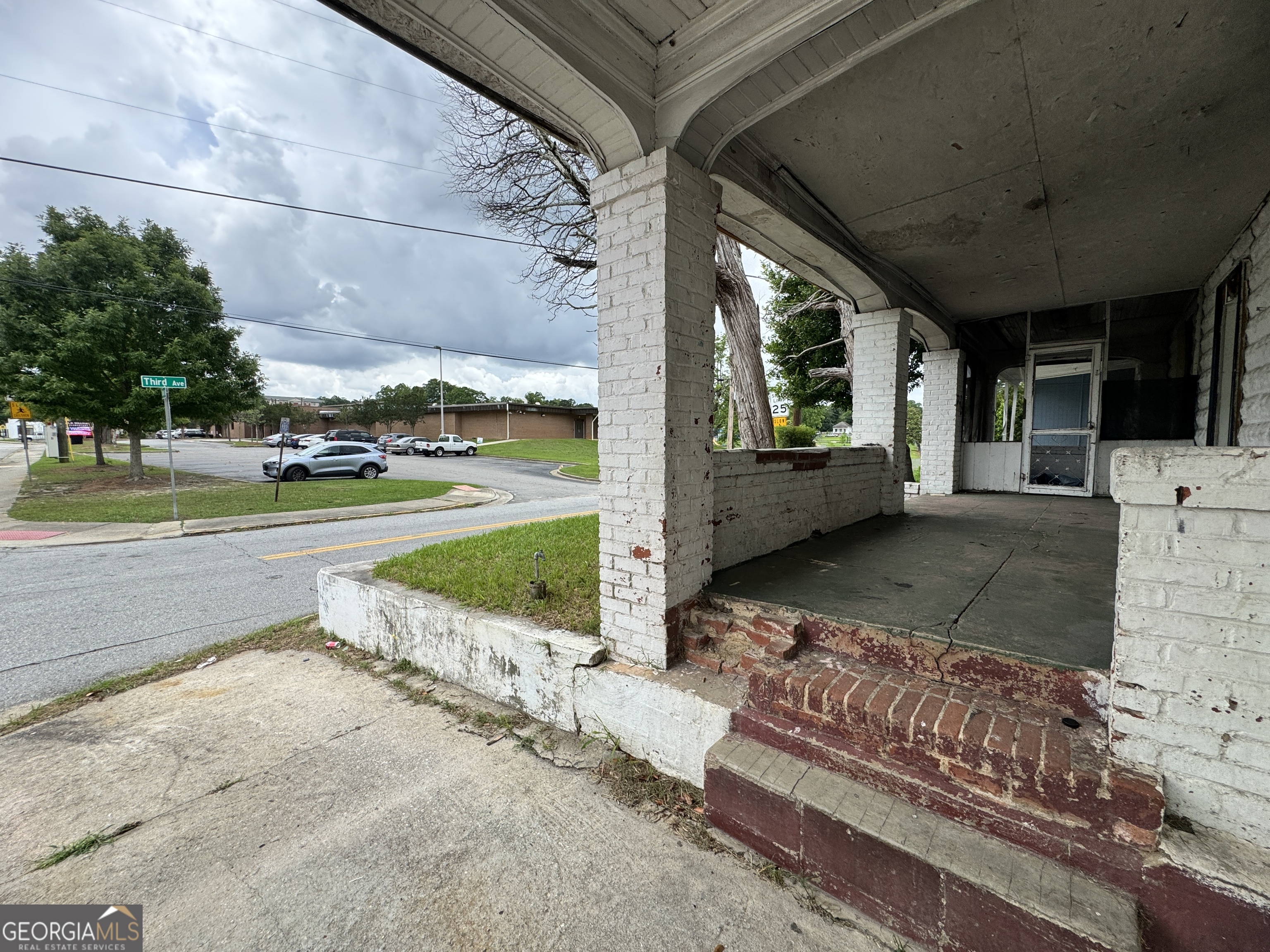 1905 3rd Avenue Property Photo 21