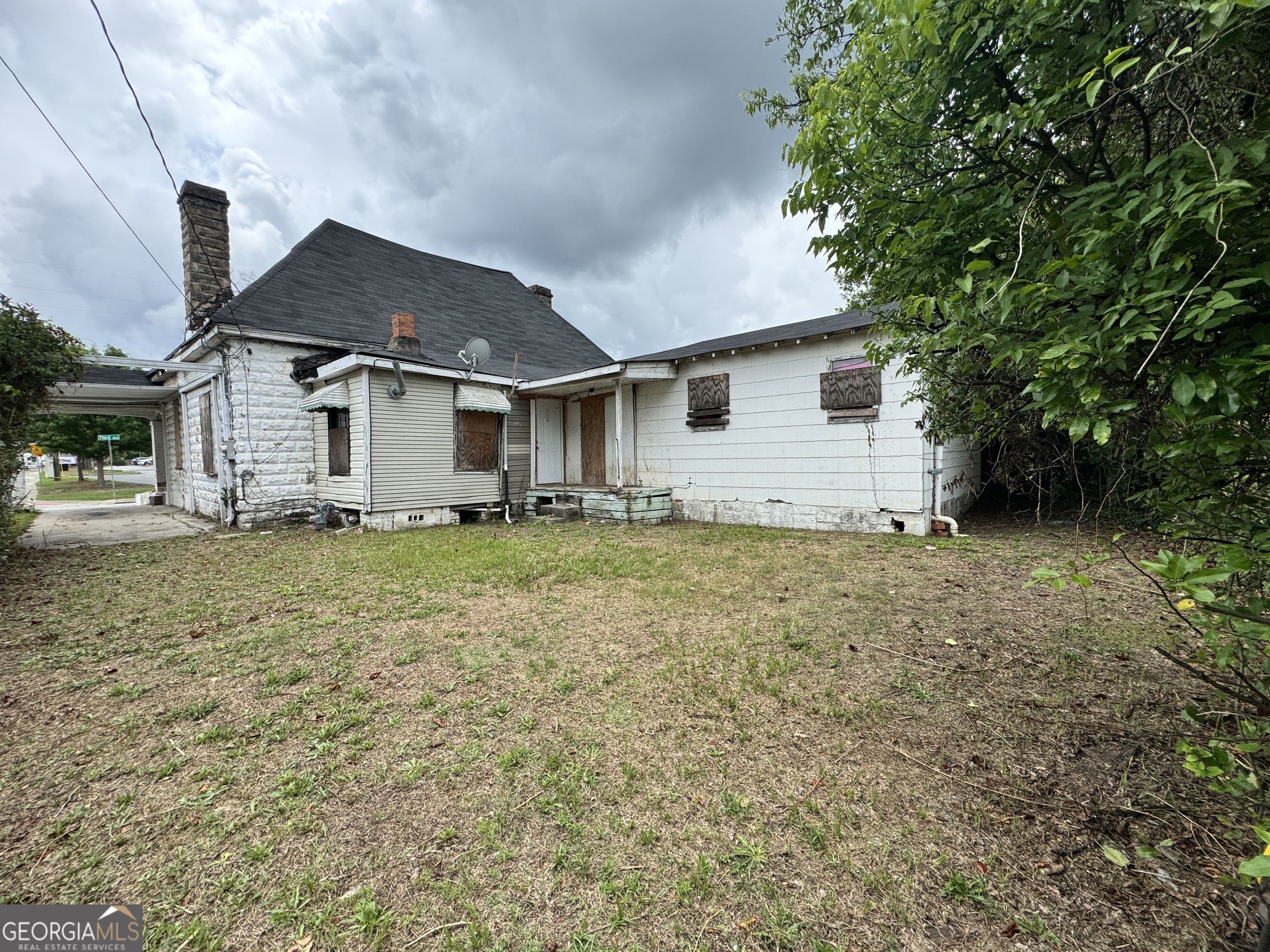 1905 3rd Avenue Property Photo 24