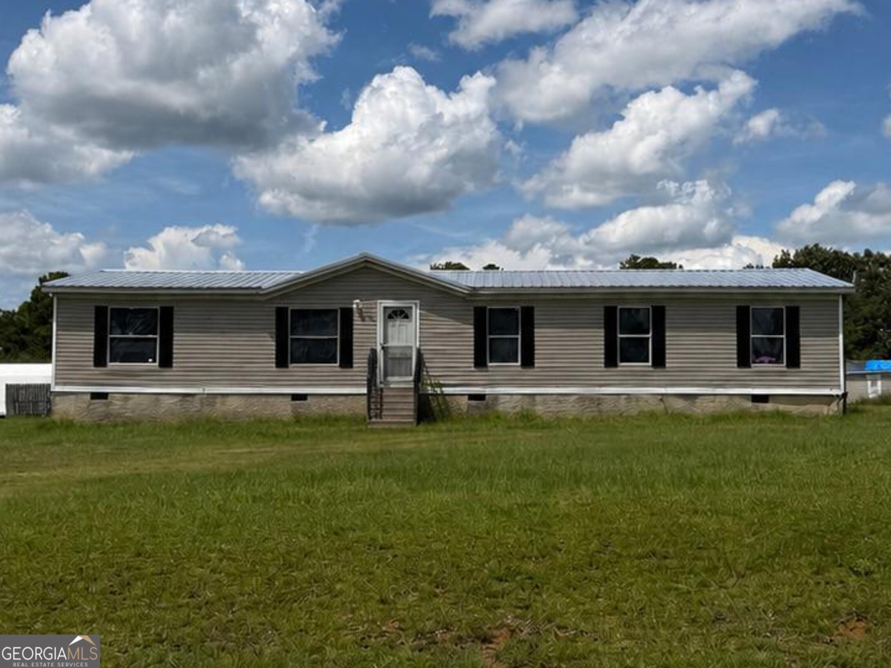 272 Chase Drive Property Photo 1