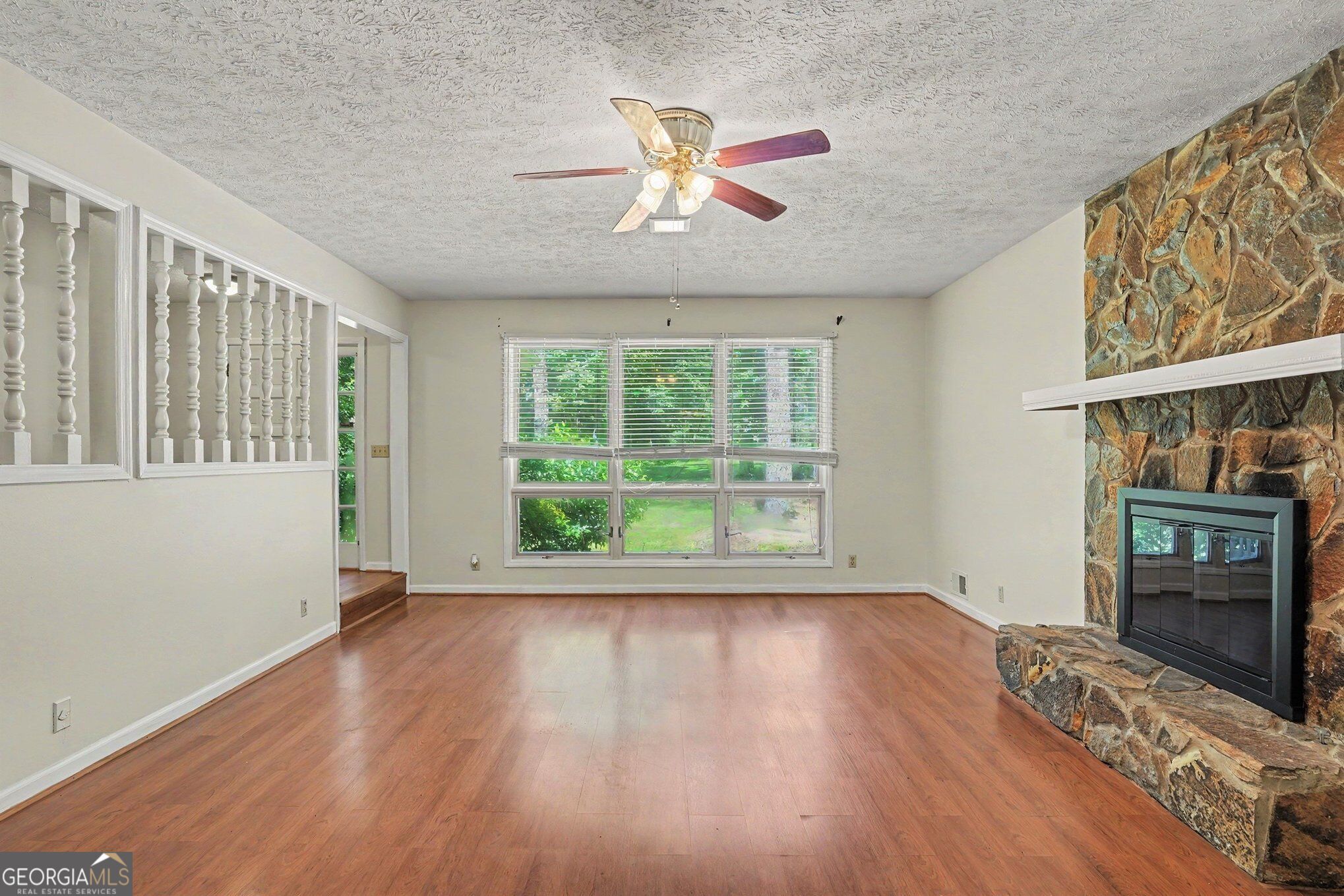 346 Buckingham Drive Sw Property Photo 10