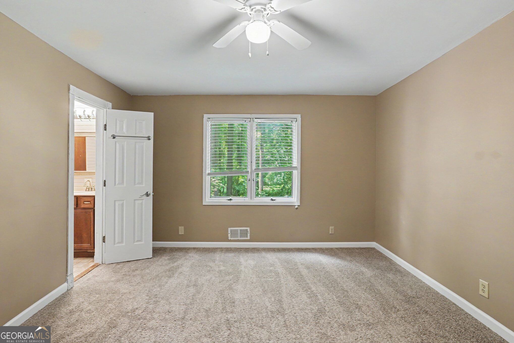 346 Buckingham Drive Sw Property Photo 21