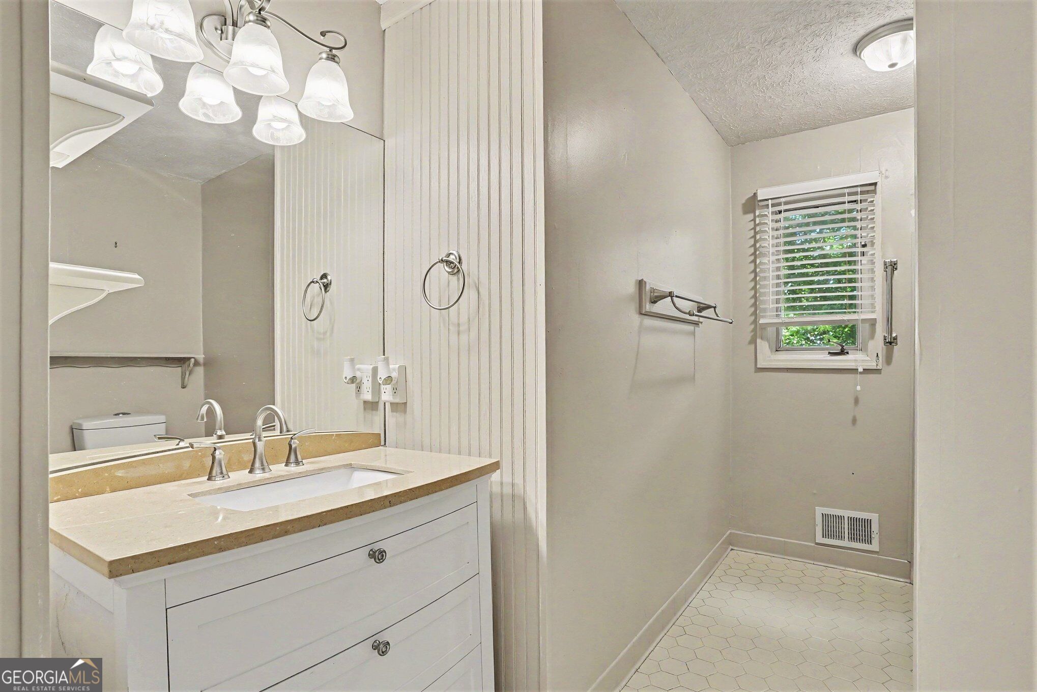 346 Buckingham Drive Sw Property Photo 31
