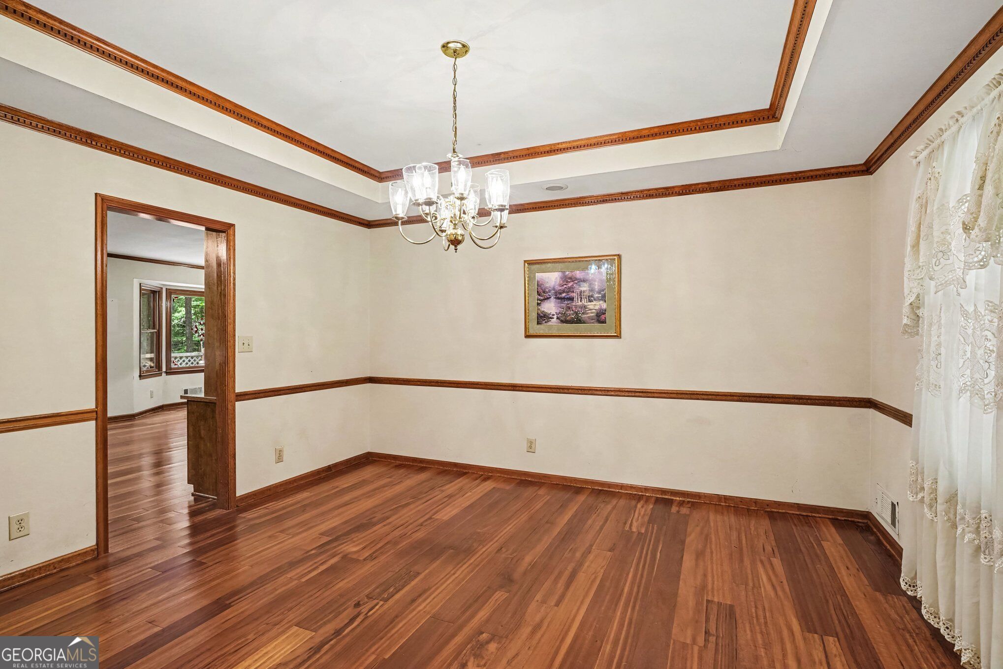 112 Singletree Property Photo 5