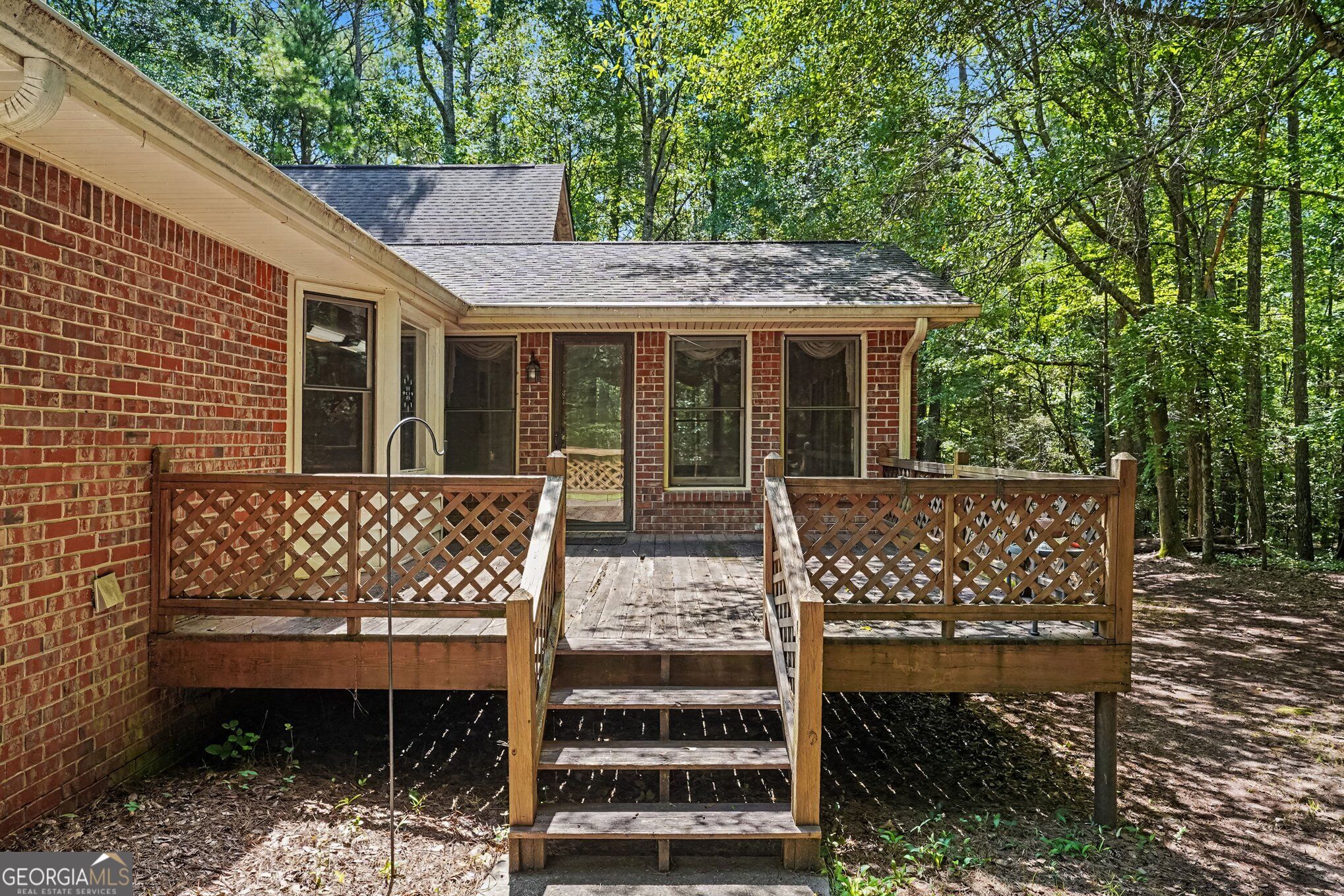 112 Singletree Property Photo 14