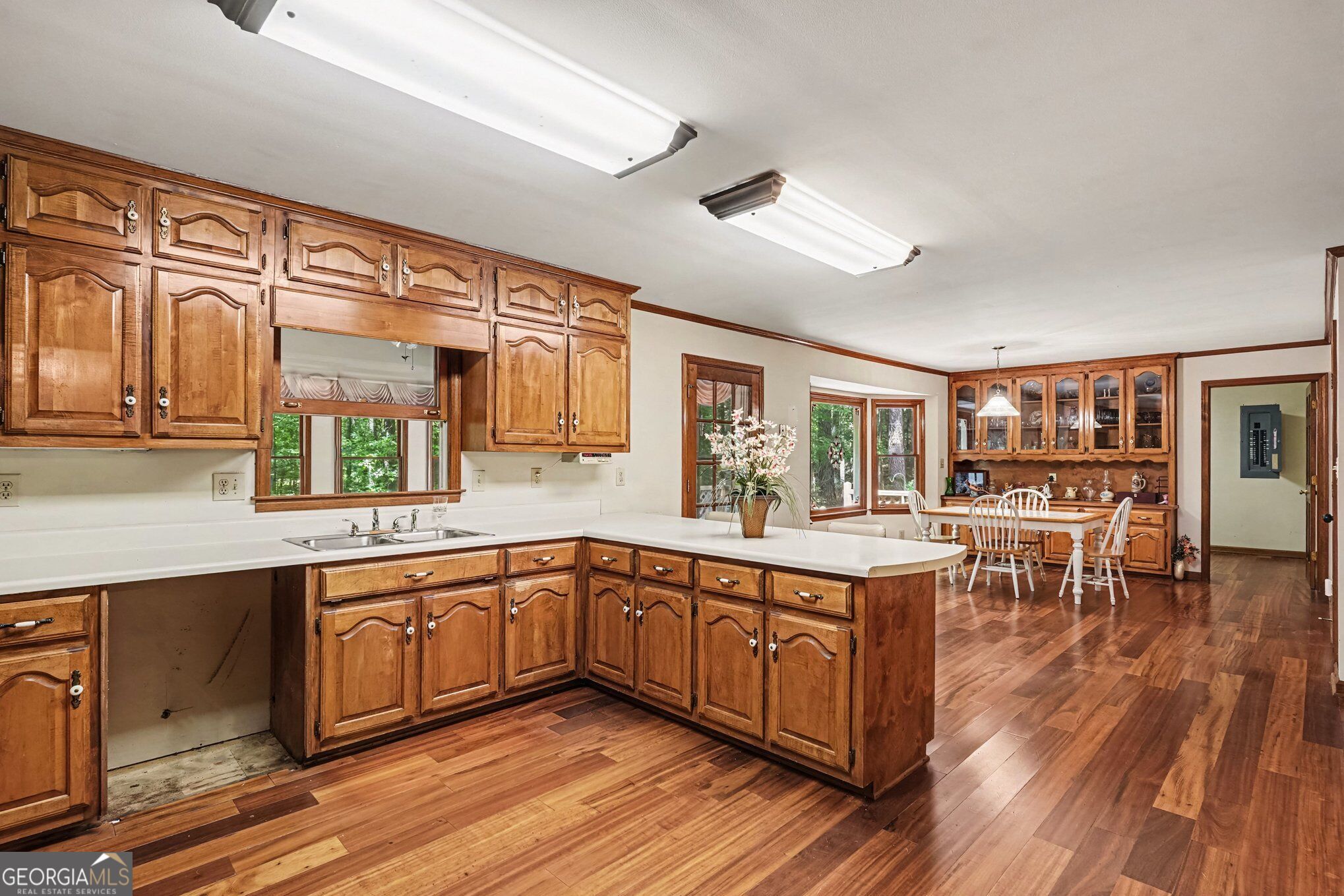 112 Singletree Property Photo 23