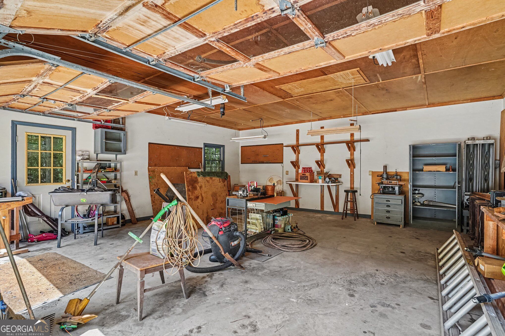 112 Singletree Property Photo 41