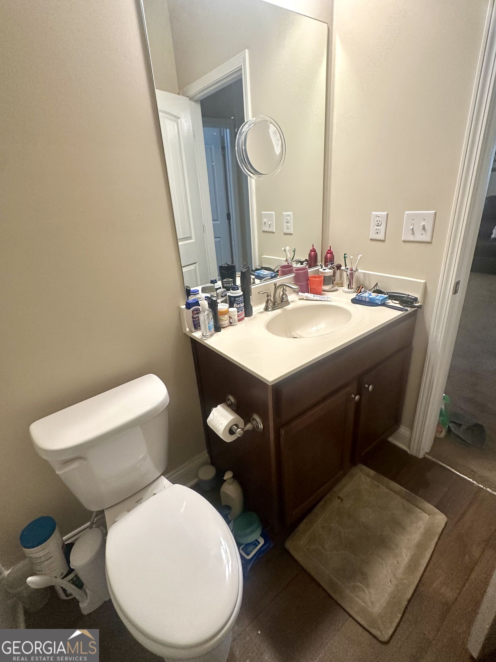 864 Crescent Ln Property Photo 28