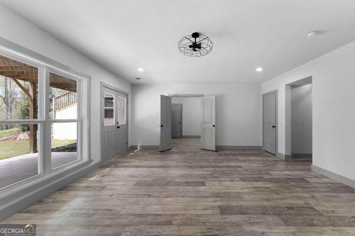 401 Blossom Trail Property Photo 60