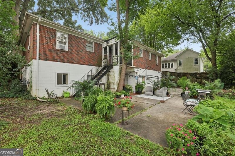 2956 Grandview Avenue Ne Property Photo 5