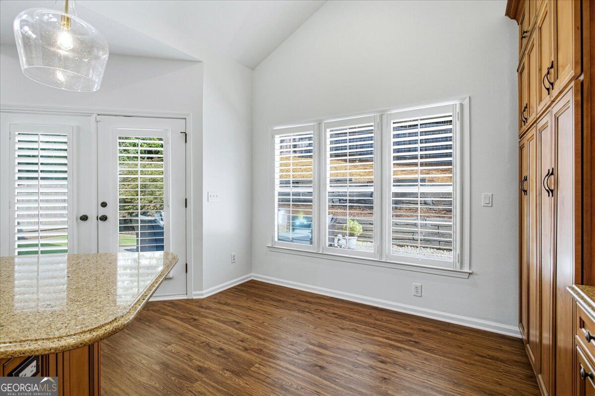 2175 Monroe Drive Property Photo 10