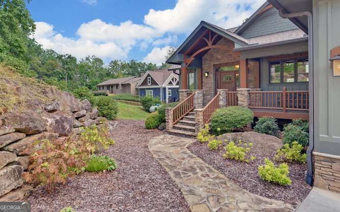 577 Beech Cove Drive Property Photo 6