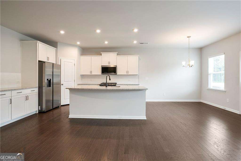 5729 Wheeler Ridge Road Property Photo 4