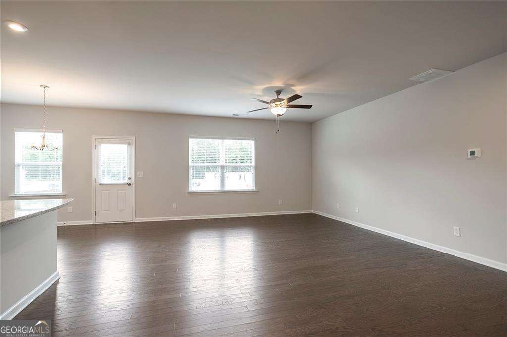 5729 Wheeler Ridge Road Property Photo 5