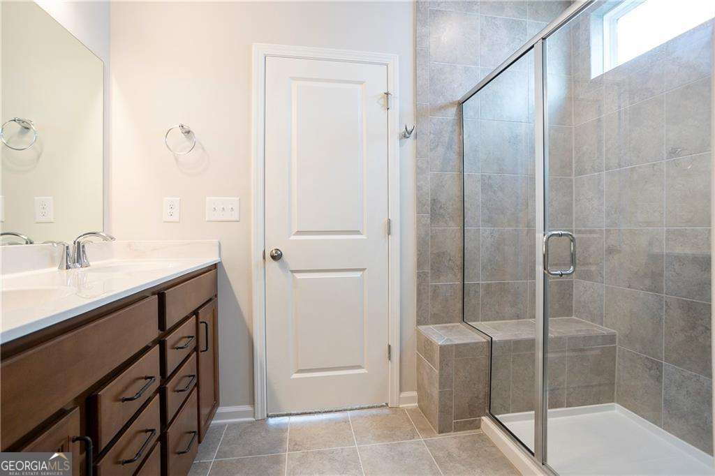 5729 Wheeler Ridge Road Property Photo 10