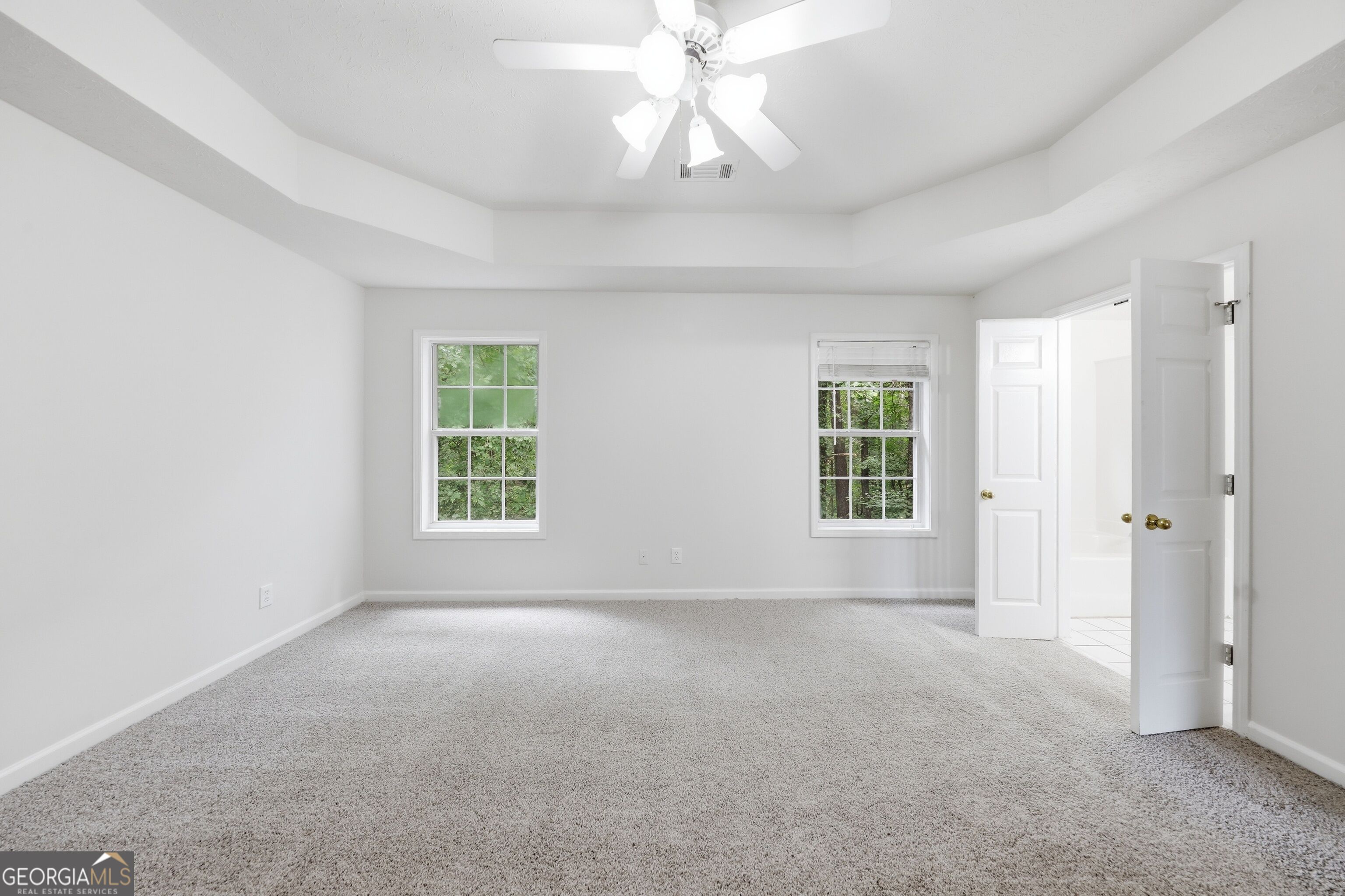 208 Foxdale Court Property Photo 4