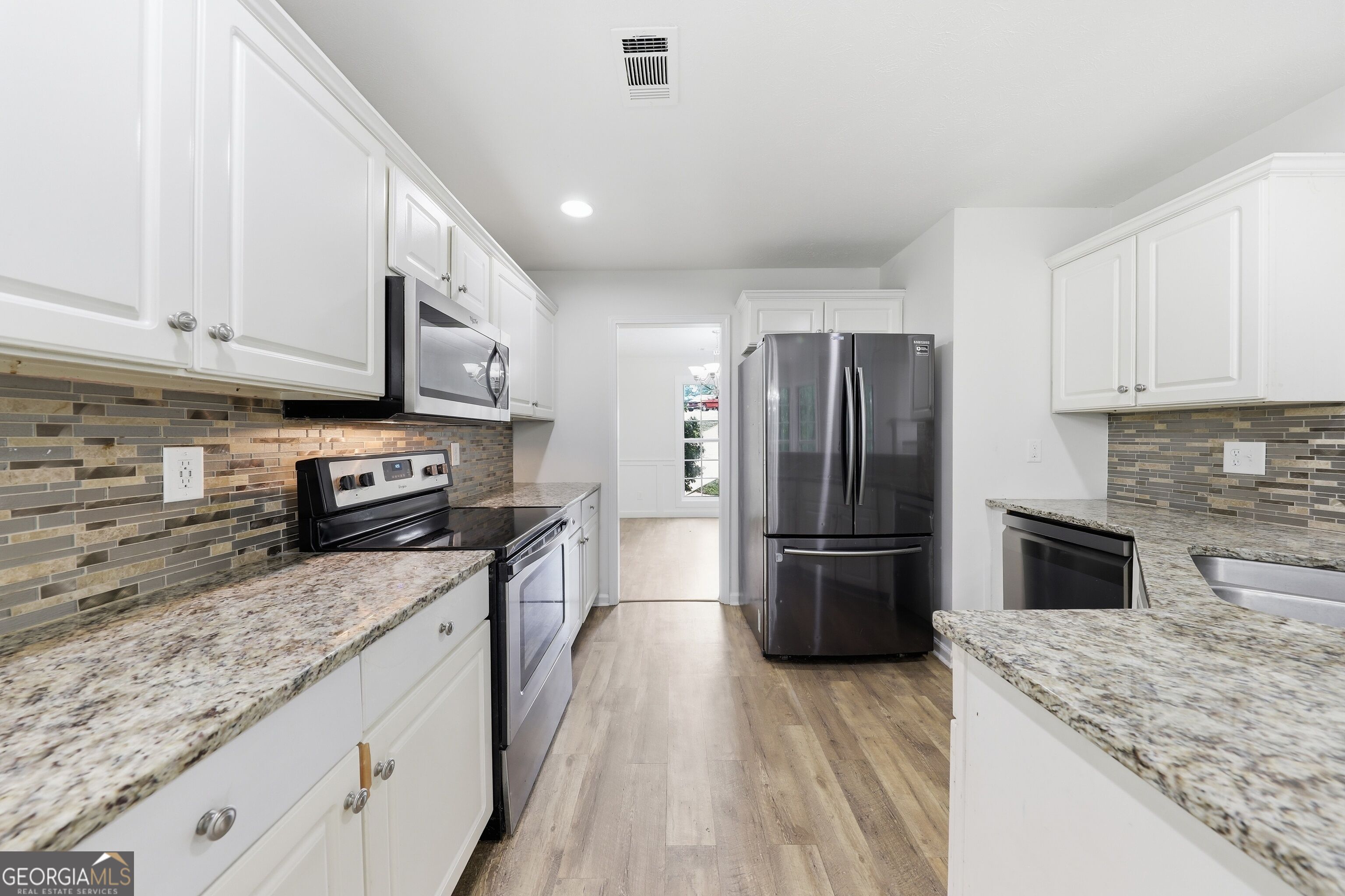 208 Foxdale Court Property Photo 14