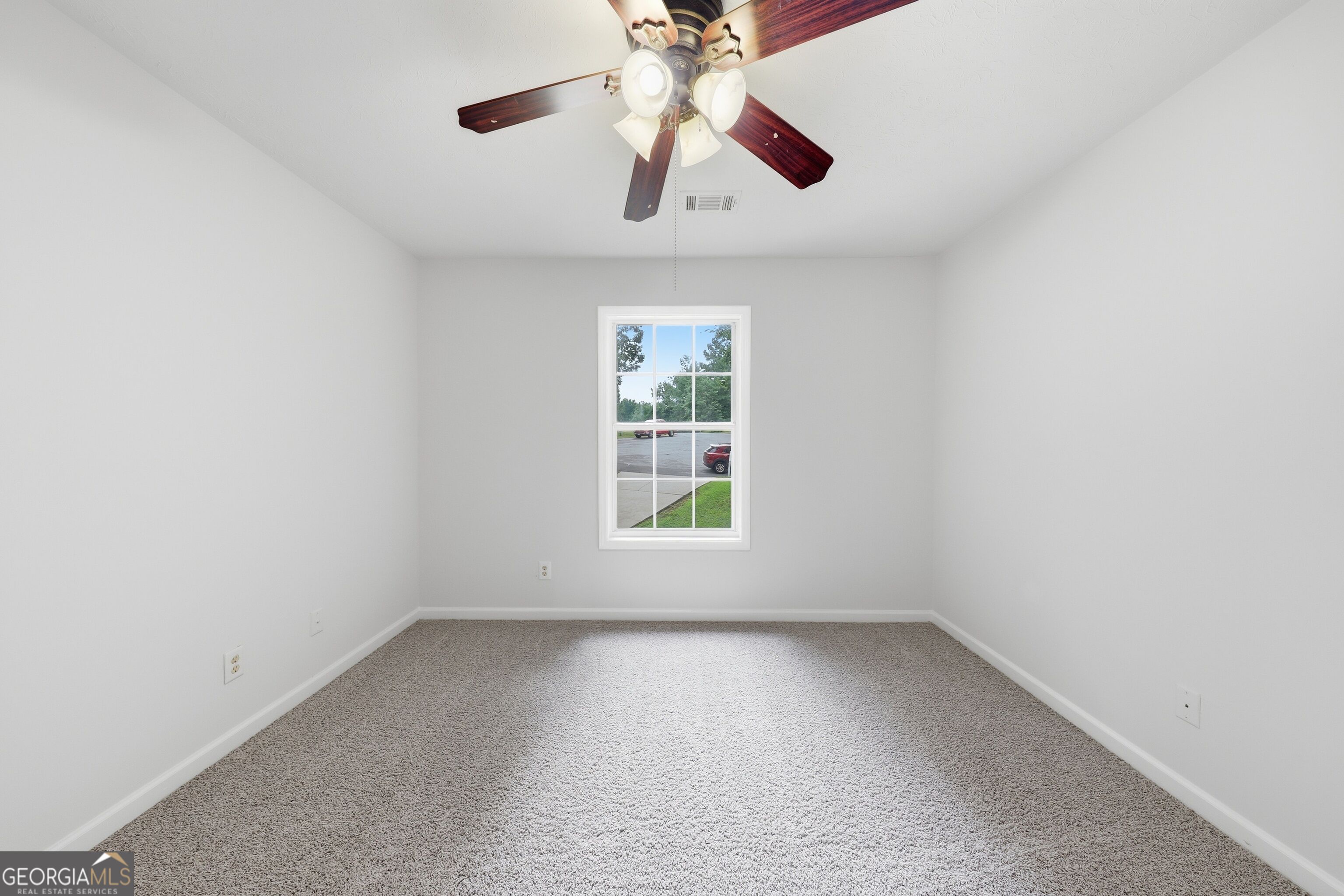 208 Foxdale Court Property Photo 19