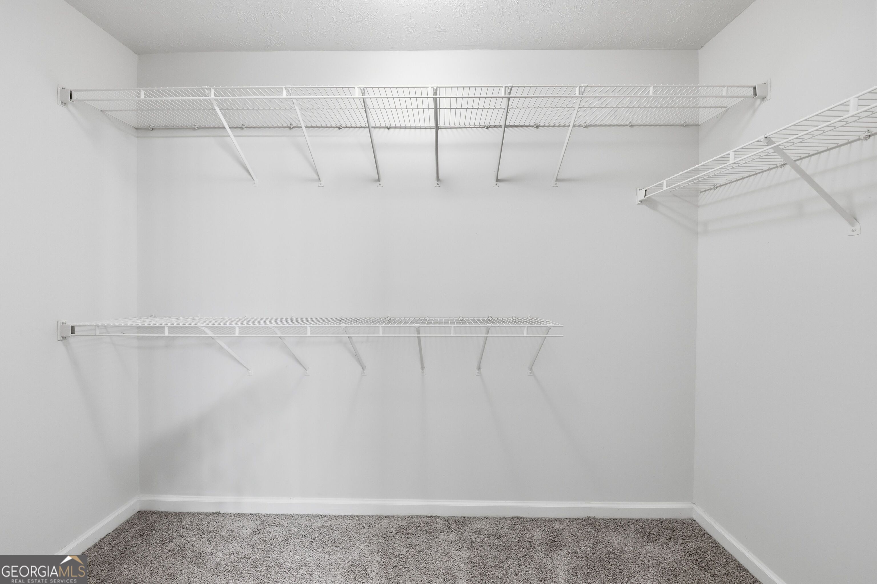 208 Foxdale Court Property Photo 26