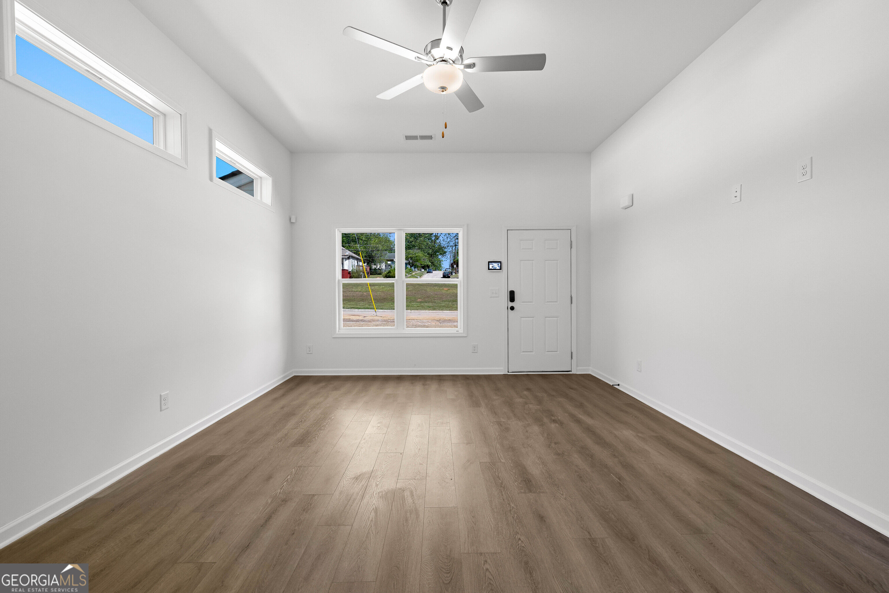 799 Hunnicutt Avenue Property Photo 8
