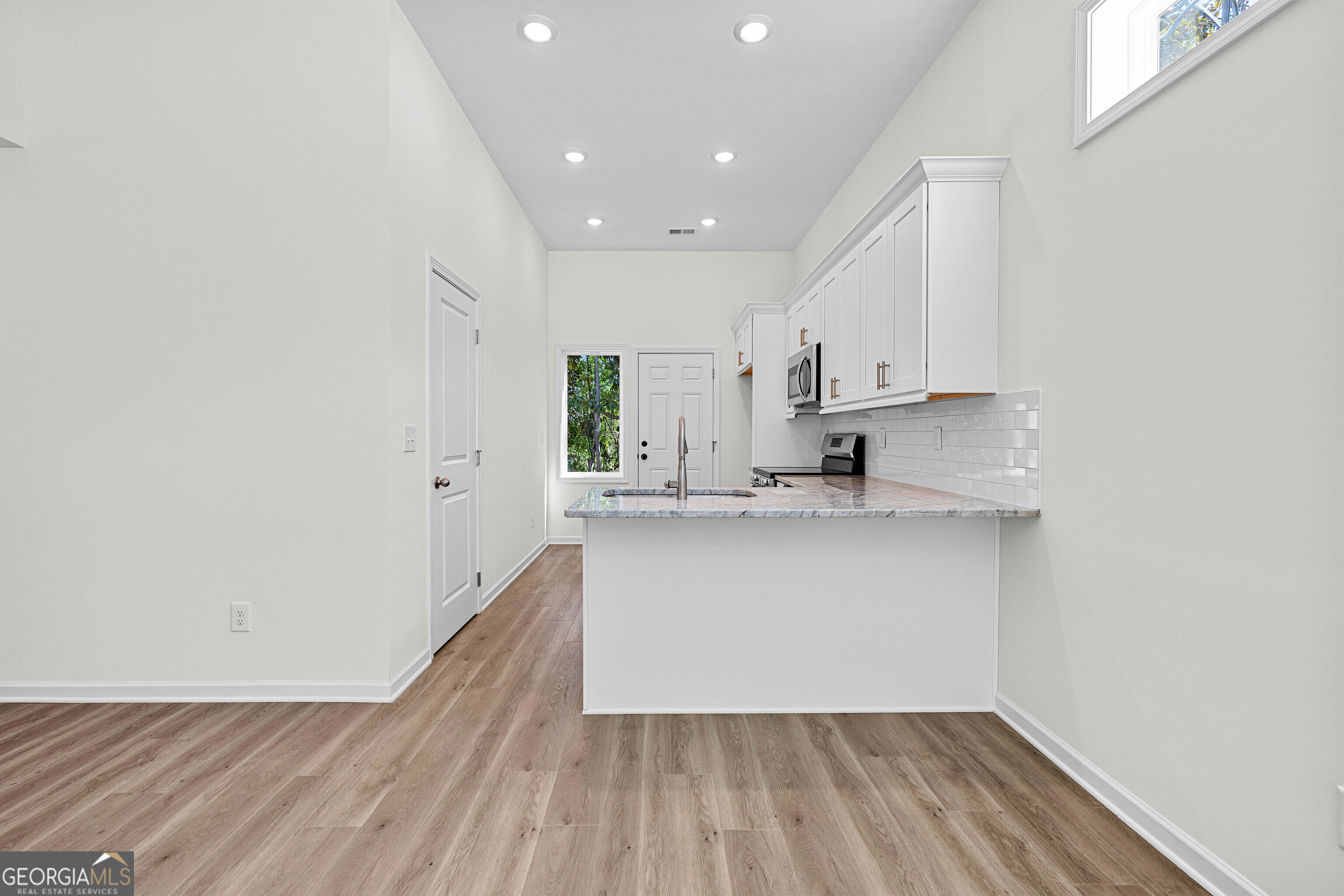 1015 Stonewall Street Property Photo 3