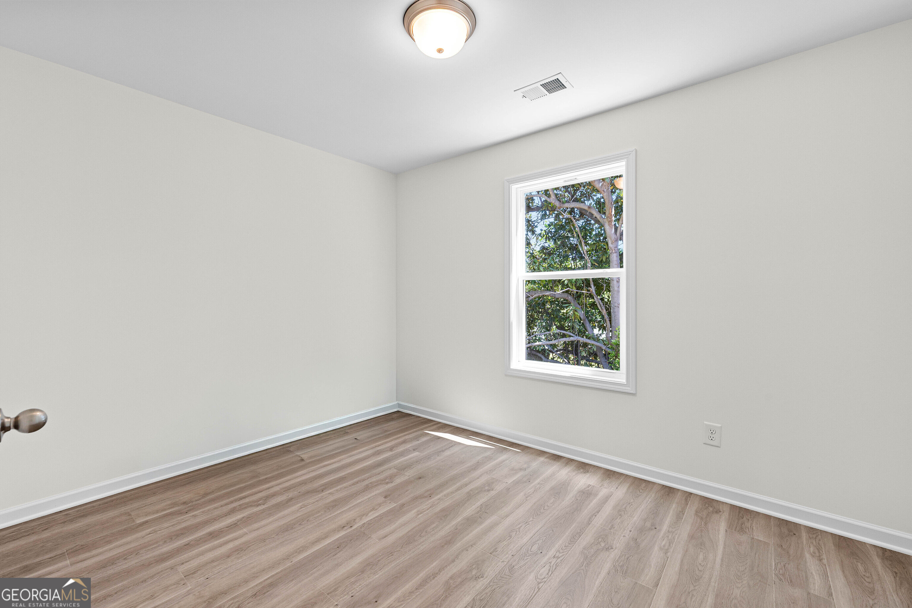 1015 Stonewall Street Property Photo 13