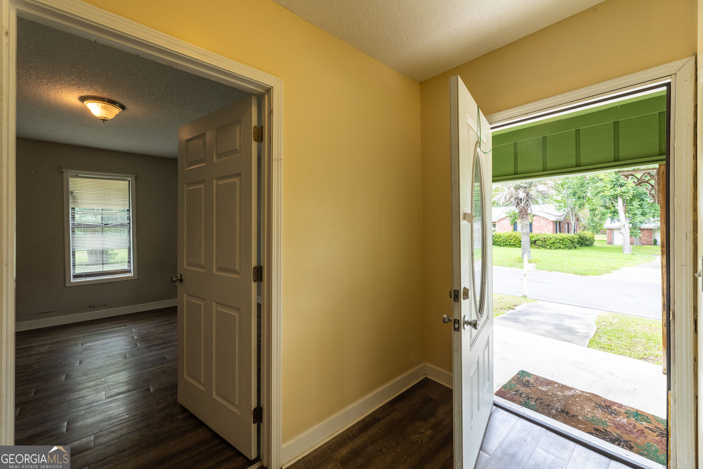 1801 Creswell Street Property Photo 8