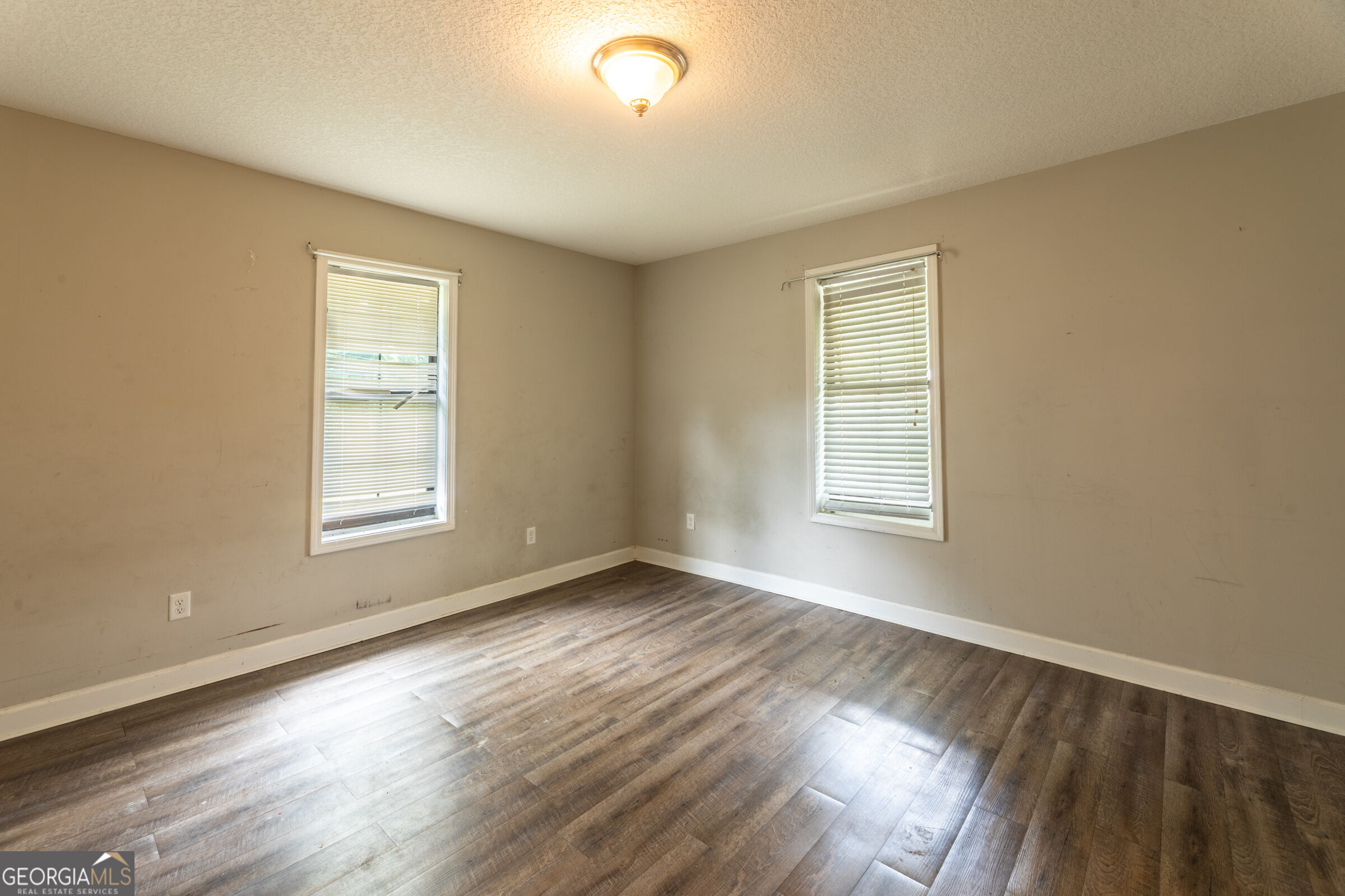 1801 Creswell Street Property Photo 11