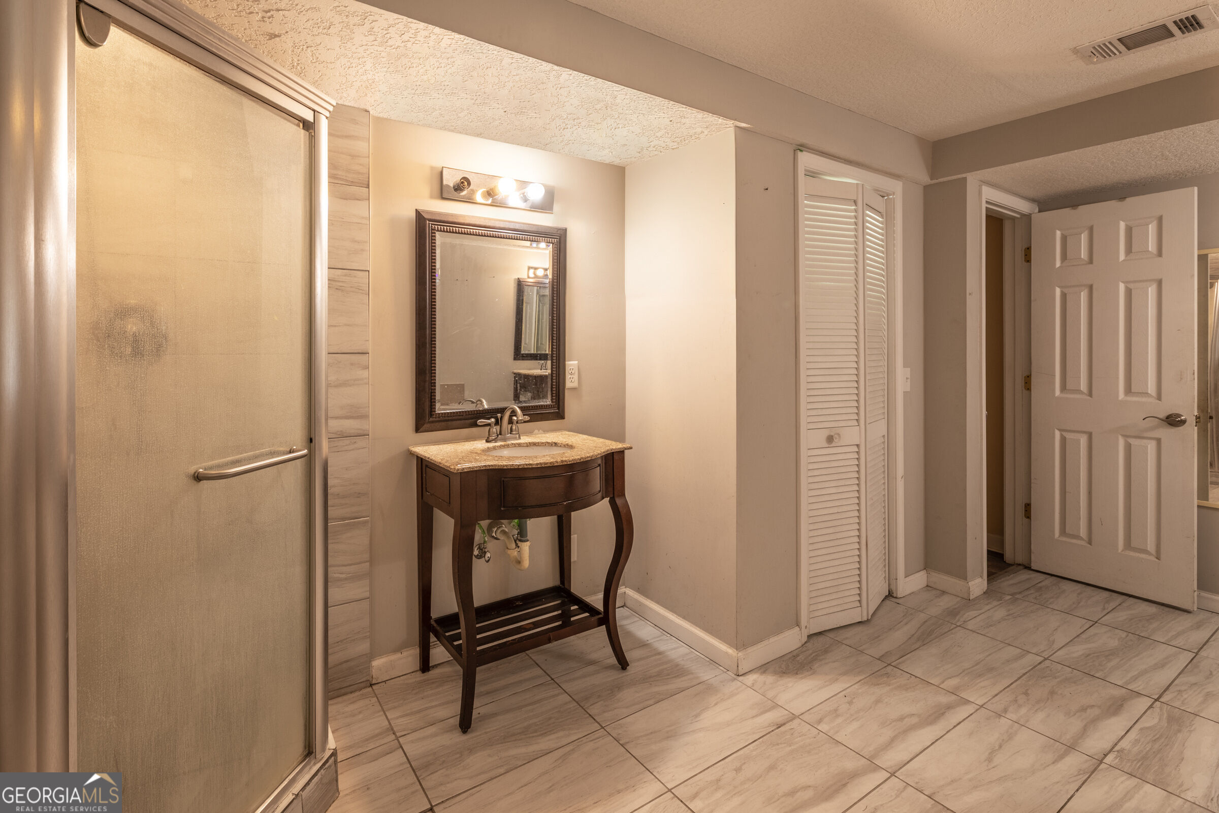1801 Creswell Street Property Photo 19