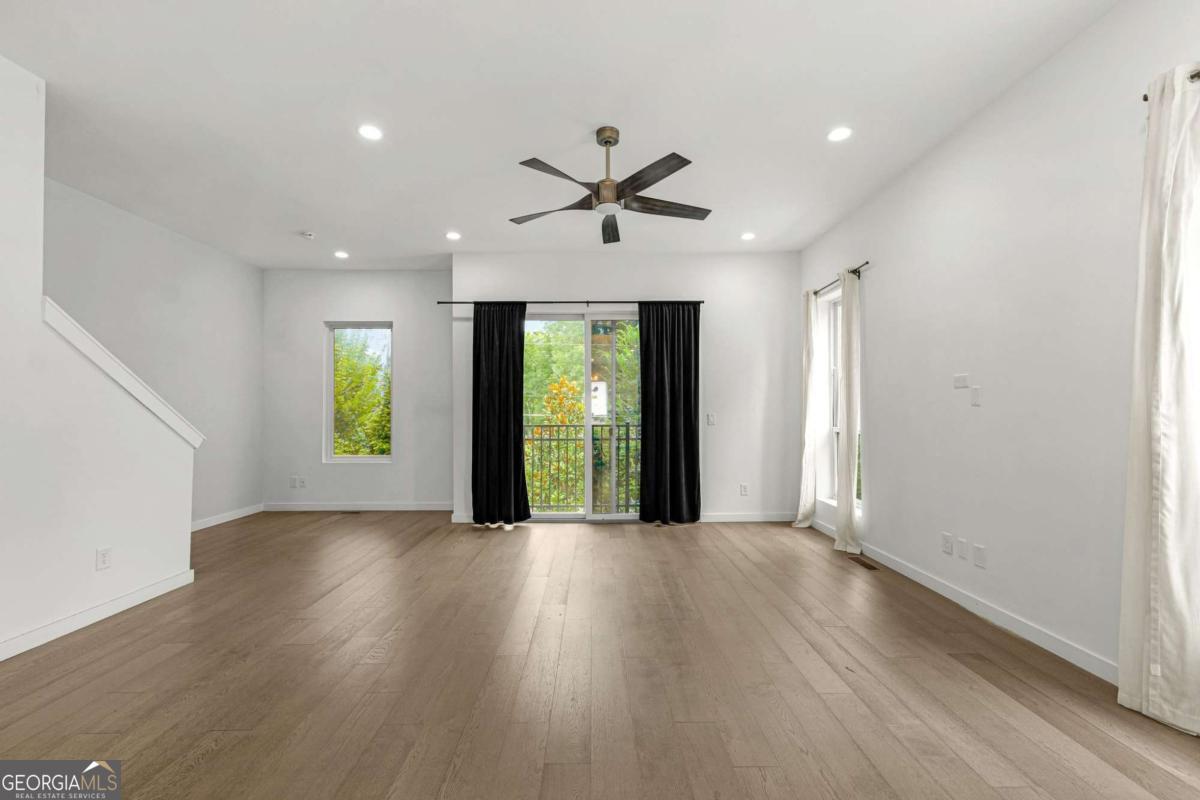 1585 Rock Dam Drive Property Photo 8