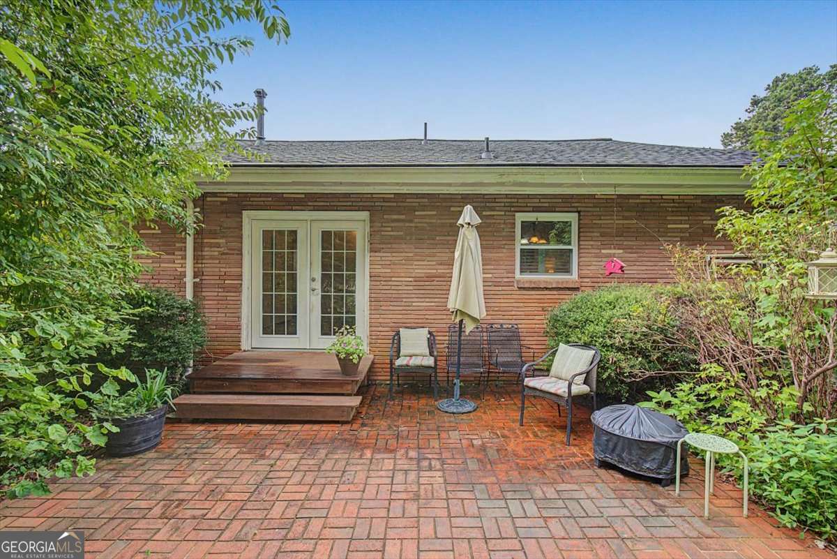 134 Larose Circle Se Property Photo 11