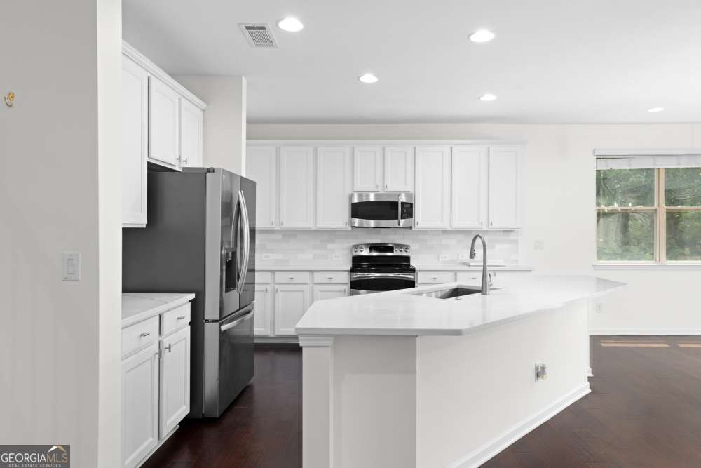 1575 Trailview Way Ne Property Photo 4