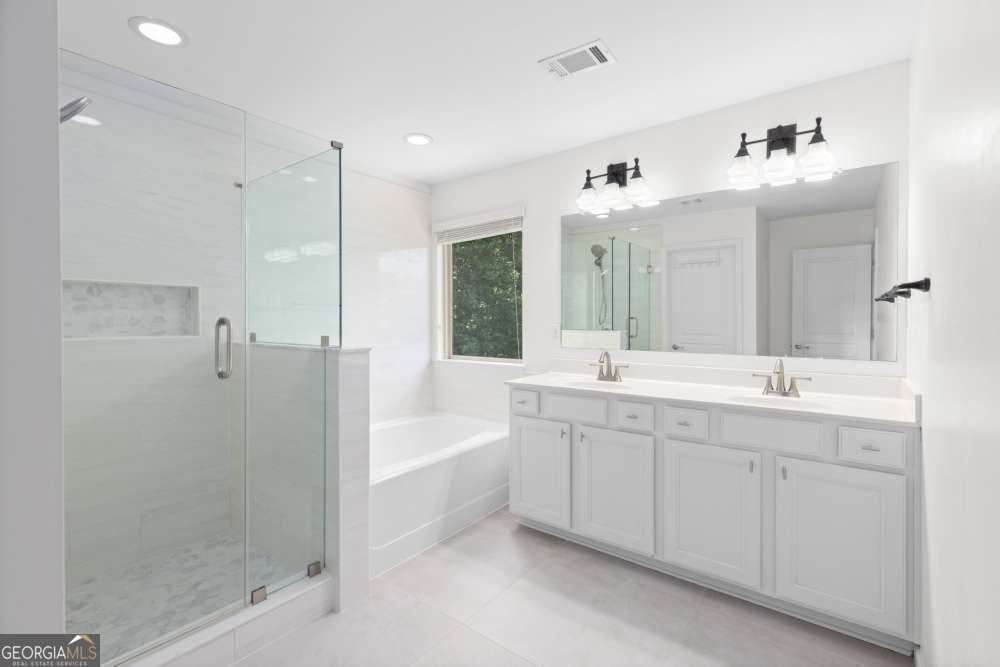 1575 Trailview Way Ne Property Photo 8