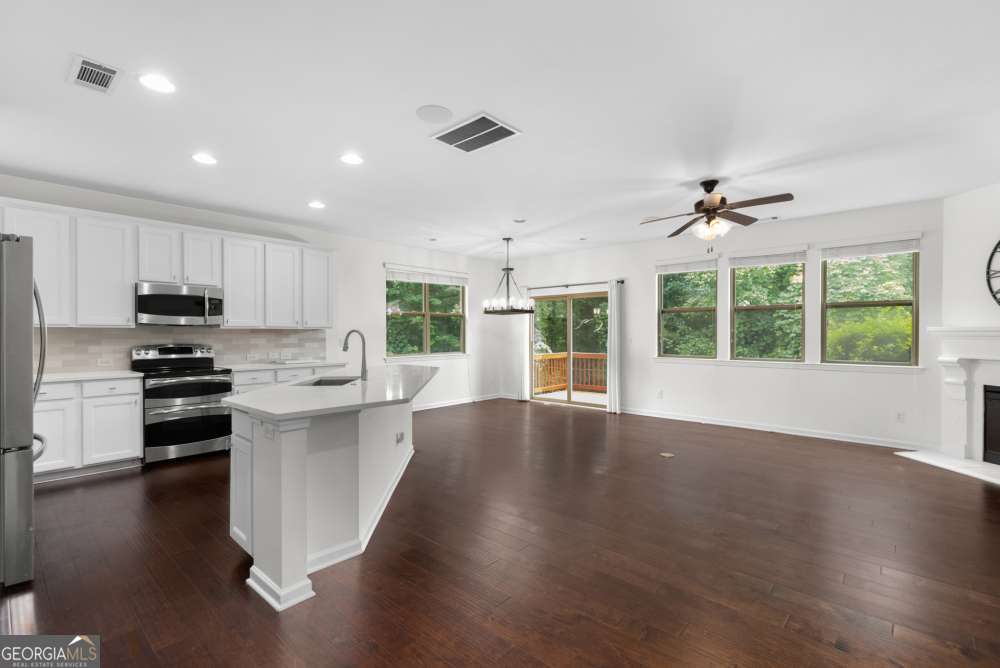 1575 Trailview Way Ne Property Photo 12