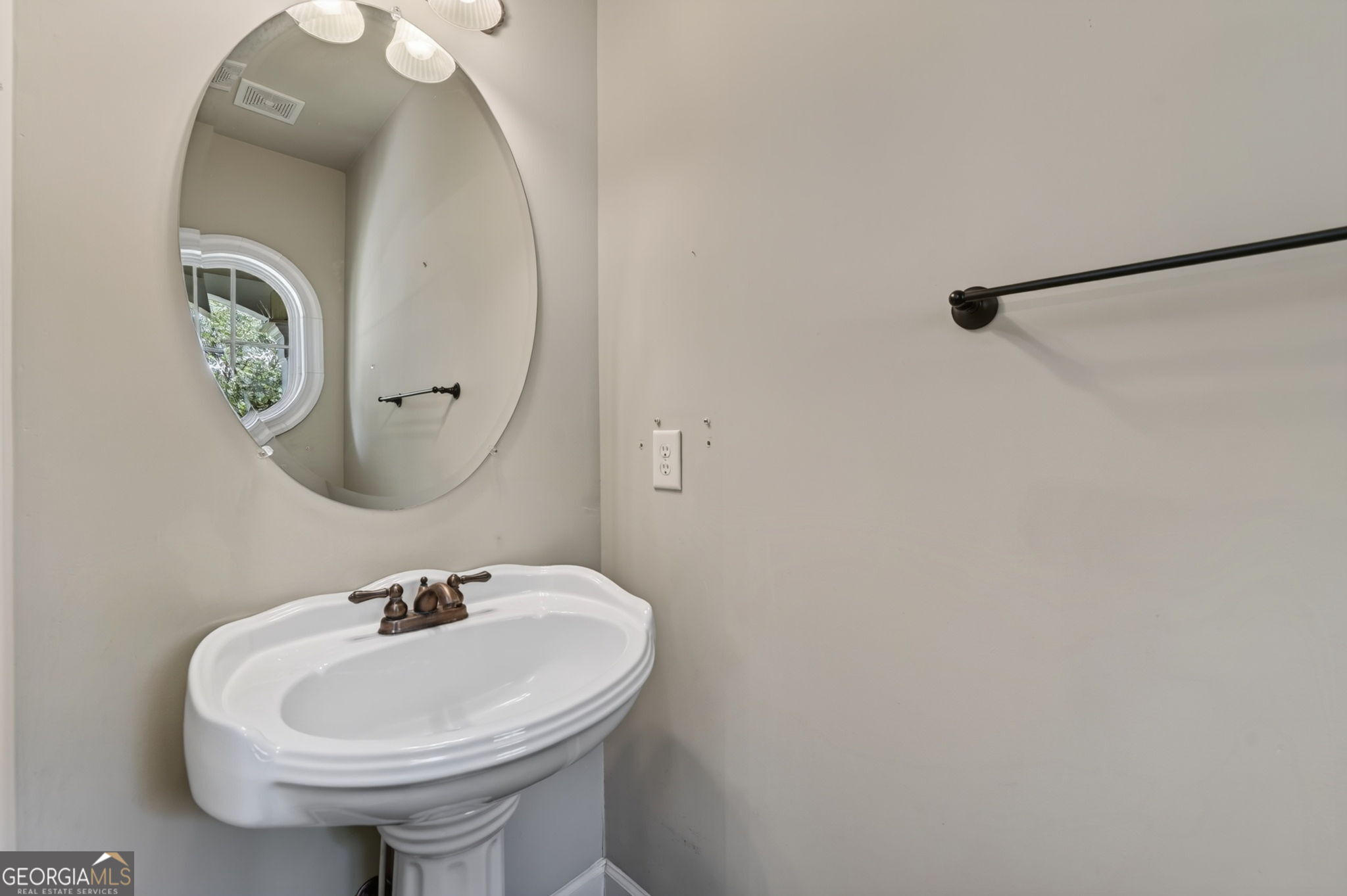 4190 Lakeside Boulevard Property Photo 25