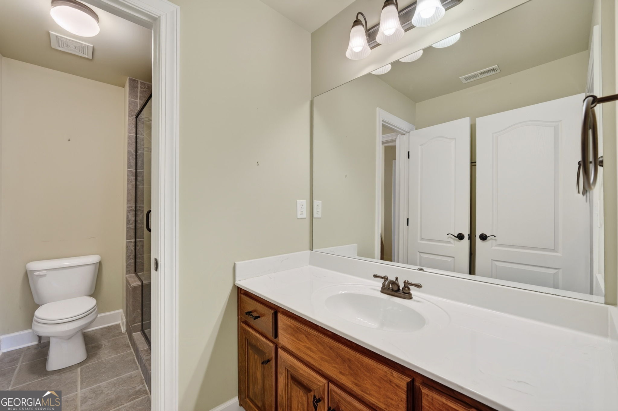 4190 Lakeside Boulevard Property Photo 38