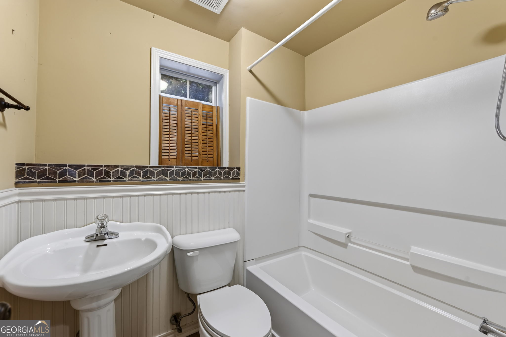 4190 Lakeside Boulevard Property Photo 55