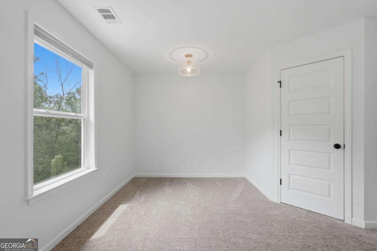 179 White Oak Trail N Property Photo 25