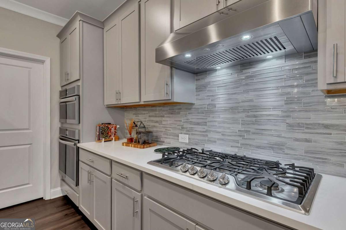 816 Spruce Avenue Property Photo 11