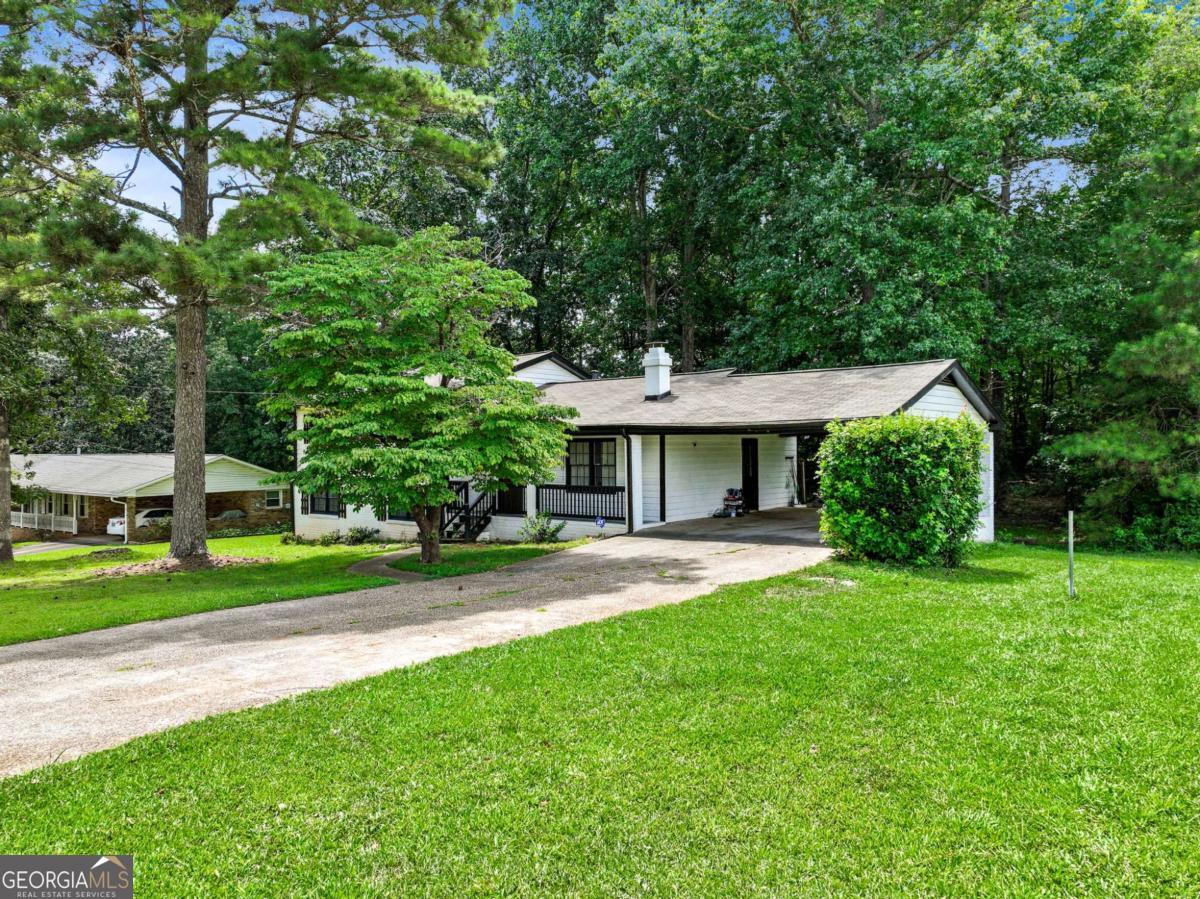 3918 Sherwood Drive Property Photo 2