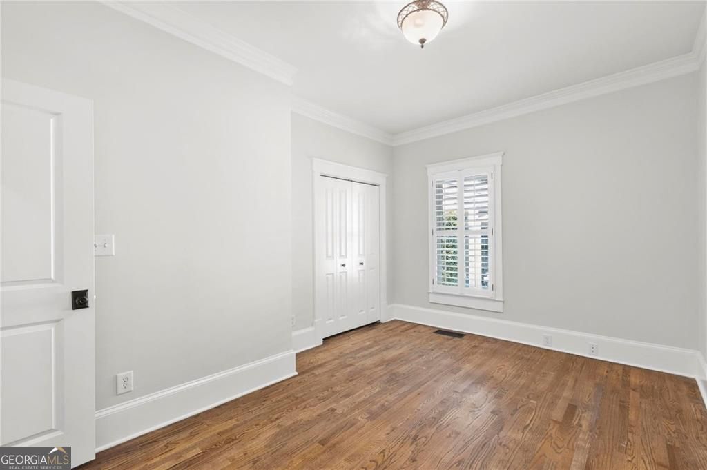 1355 Mercer Avenue Property Photo 13