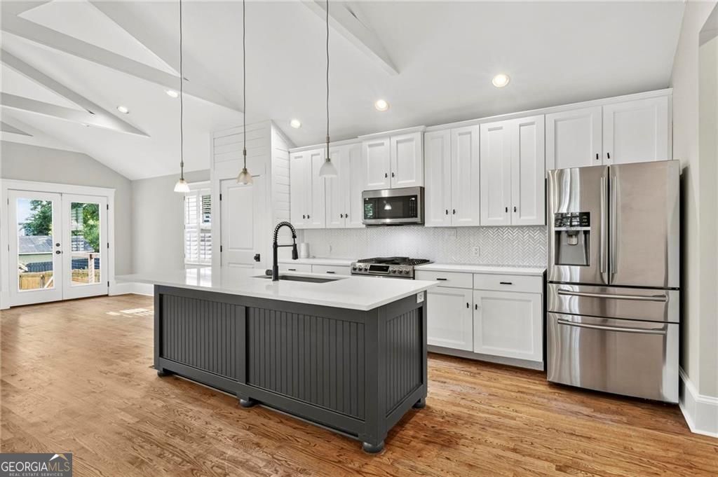 1355 Mercer Avenue Property Photo 18